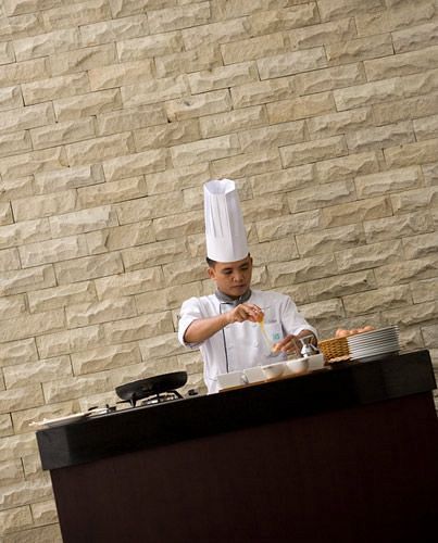 Hotel Santika 3*
